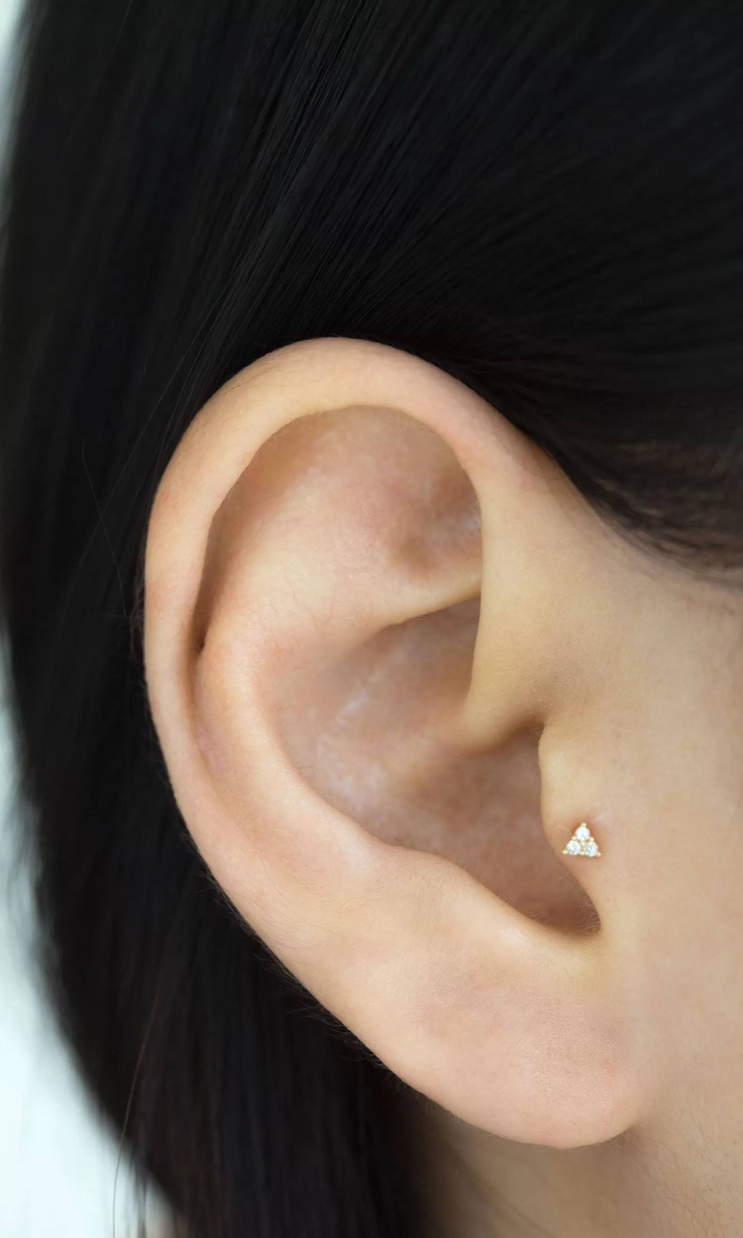 14k Gold Cubic Triangle Pendant Barbell Ear Stud Piercing