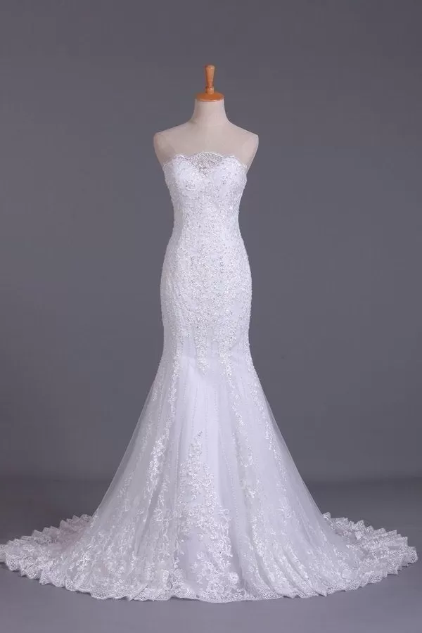 2024 Wedding Dresses Strapless Mermaid Chapel Train With Applique PALNQSED