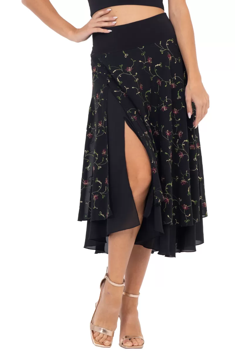 Delicate Floral Embroidered Georgette Two-layer Skirt (L)