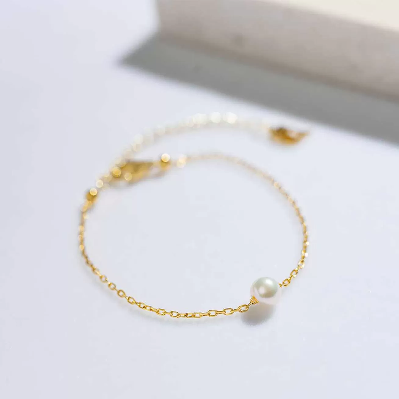 Elegant Freshwater Pearl Bracelet WB00128