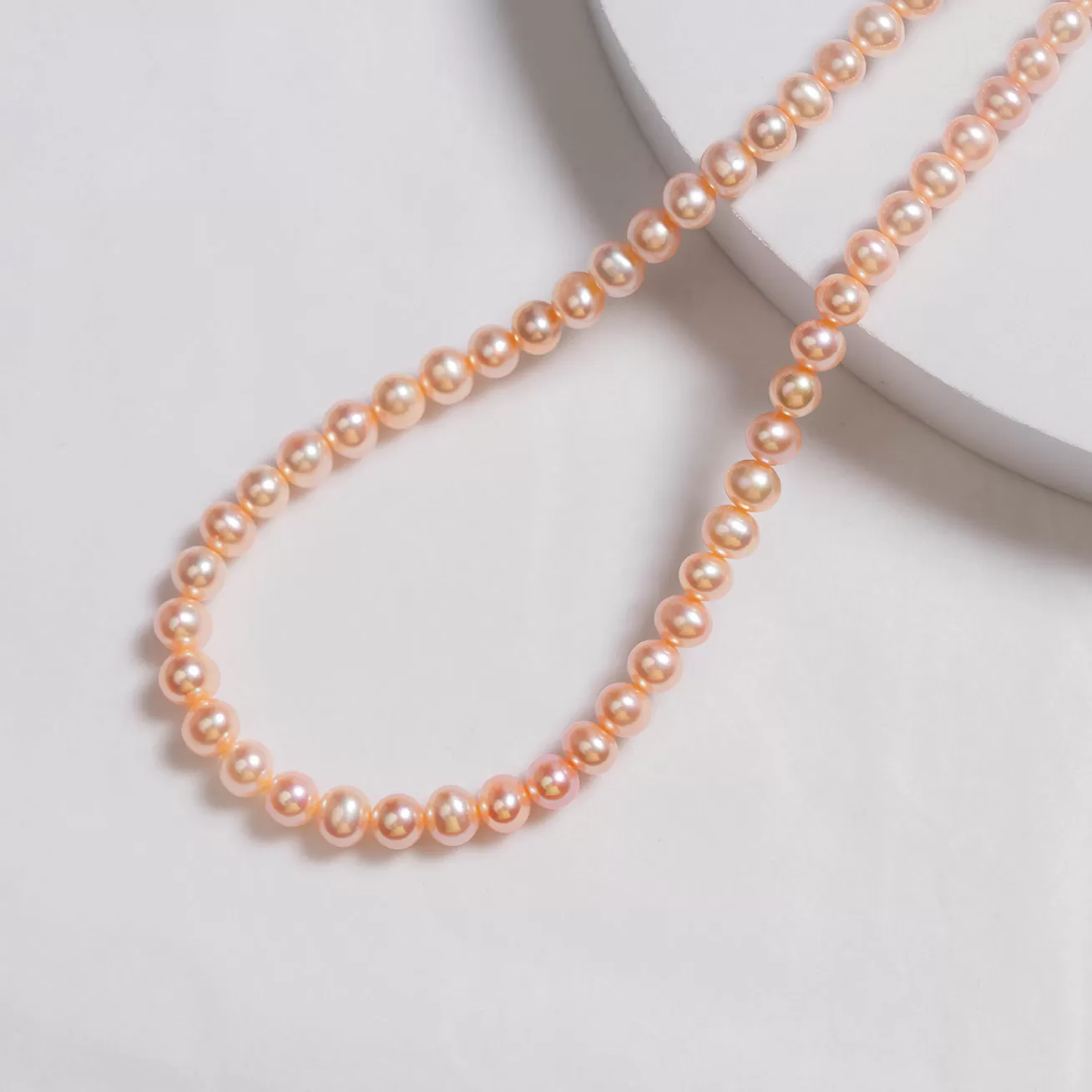 Elegant Pink Freshwater Pearl Necklace WN00195