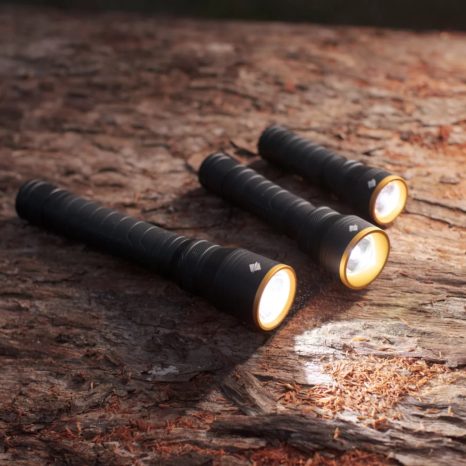 Lumos FR1200 Rechargeable Flashlight