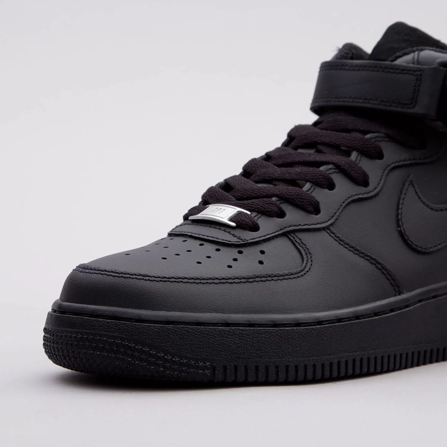 NIKE Air Force 1 Mid 07 (W)