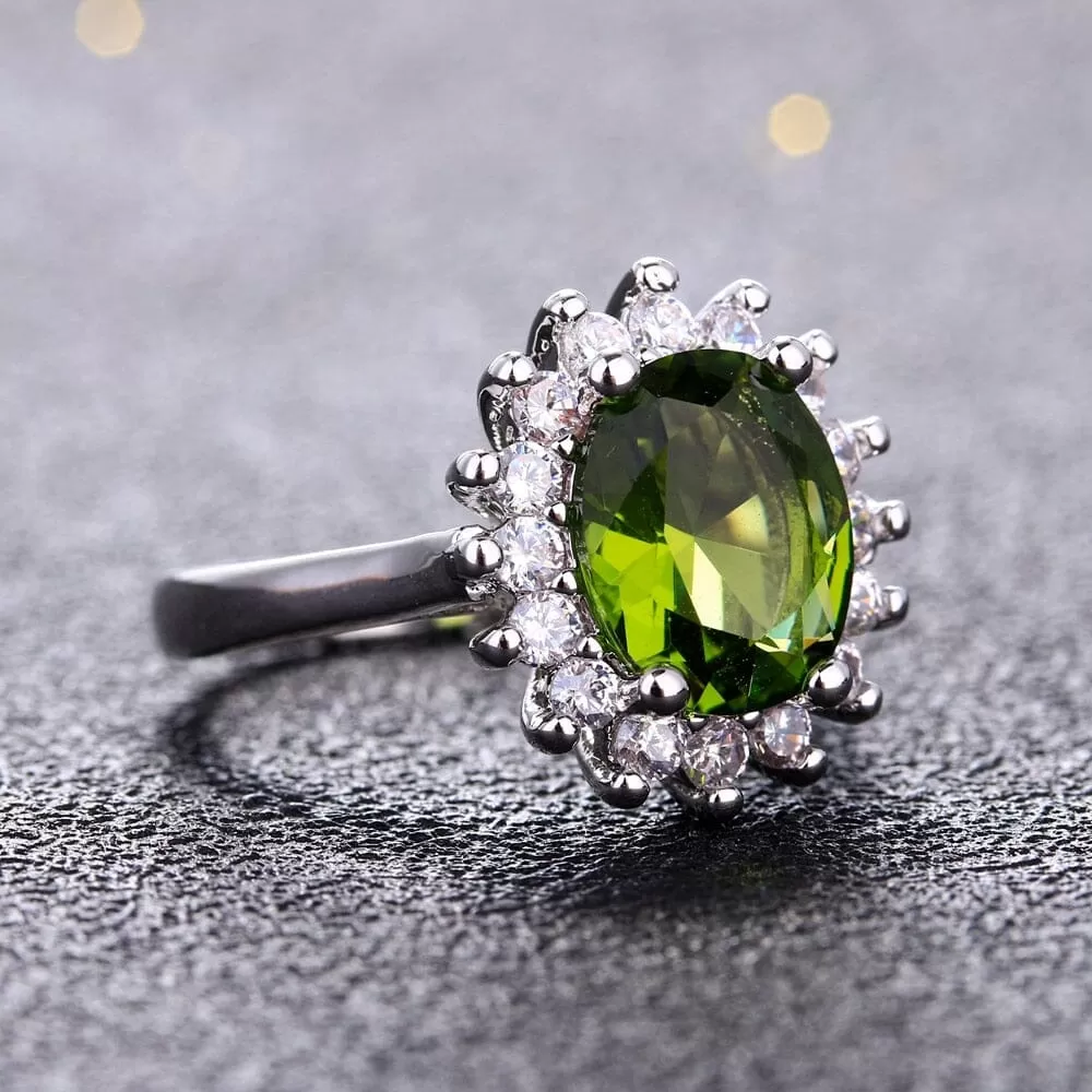 Shining Luxury Peridot Stone Ring - 925 Sterling Silver