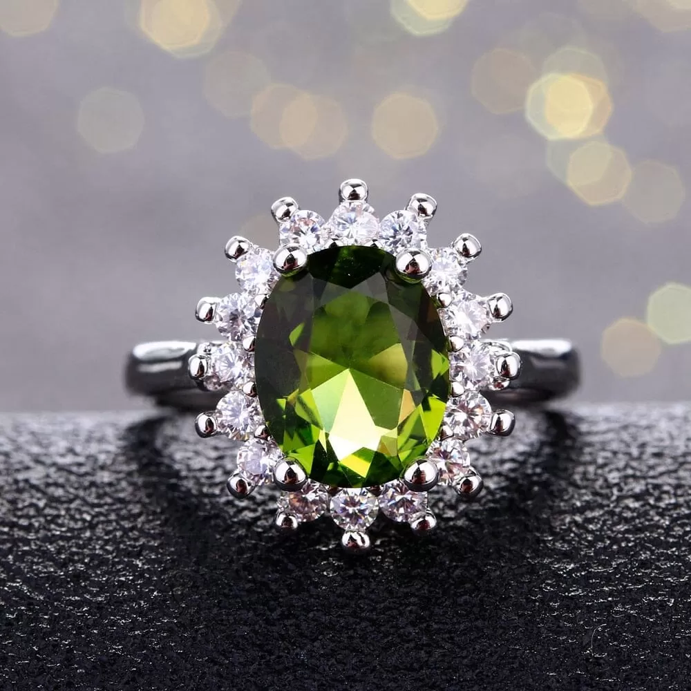 Shining Luxury Peridot Stone Ring - 925 Sterling Silver