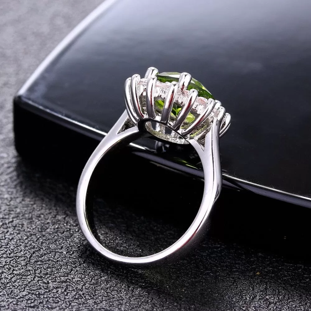 Shining Luxury Peridot Stone Ring - 925 Sterling Silver