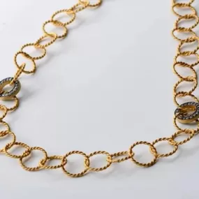 Taniya Necklace With Charm