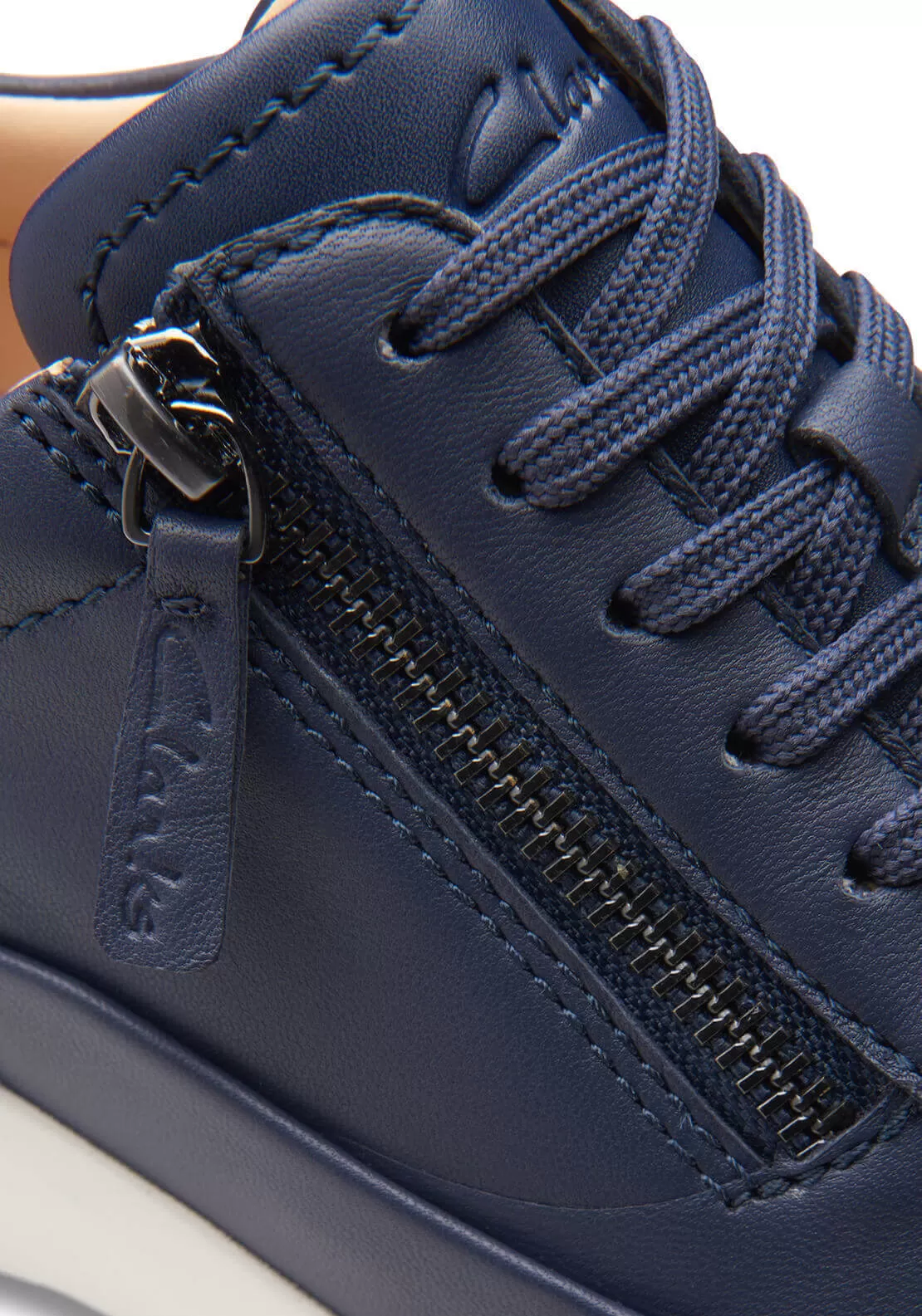 Tivoli Zip Trainer - Navy